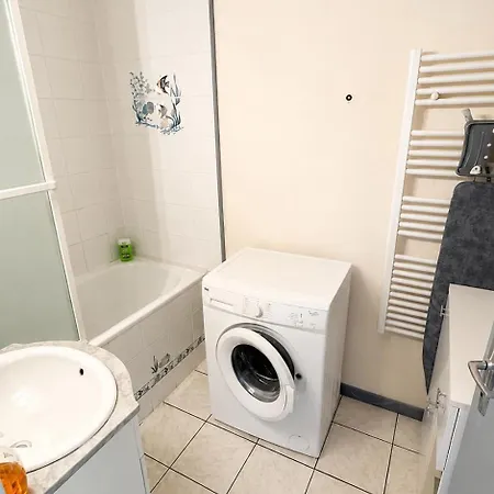 Le Repos Marin, Face